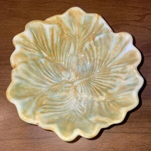 Vtg Light Green 2.5 X 6 Inch Ceramic Cabbage Dip/Condiment Bowl Signed